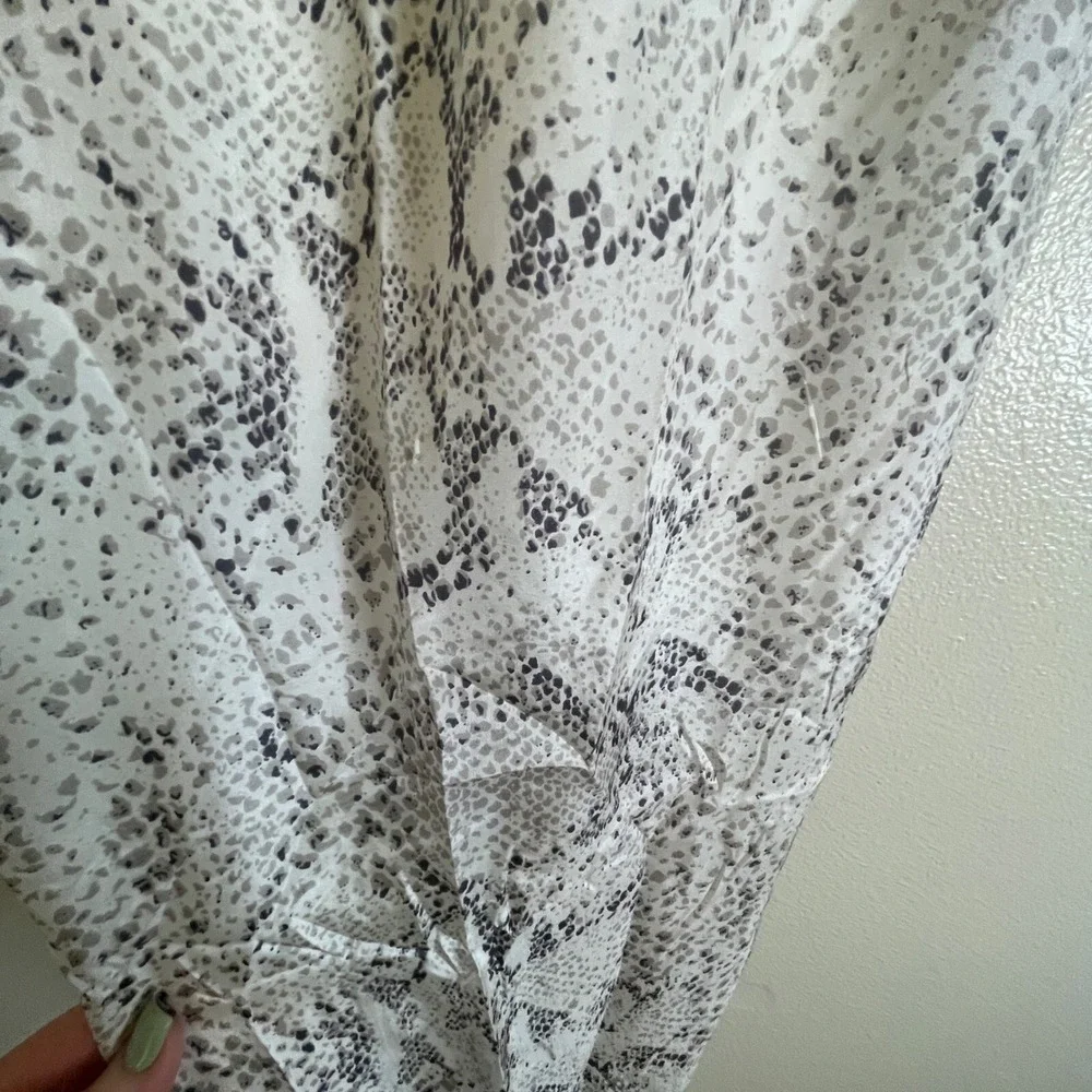 I.B. Diffusion Women's Silk Pull-on Pants Size M Snake Print Elastic Waist - Picture 6 of 13